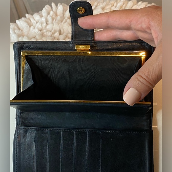 Chanel Caviar Leather Black Wallet - Picture 7 of 13